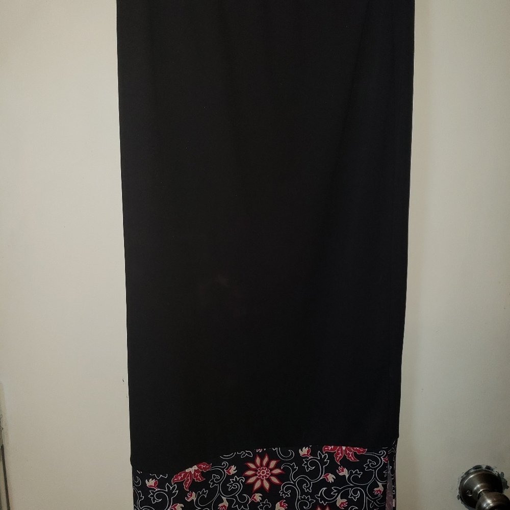 Beautiful Black silky Skirt 1X/2X